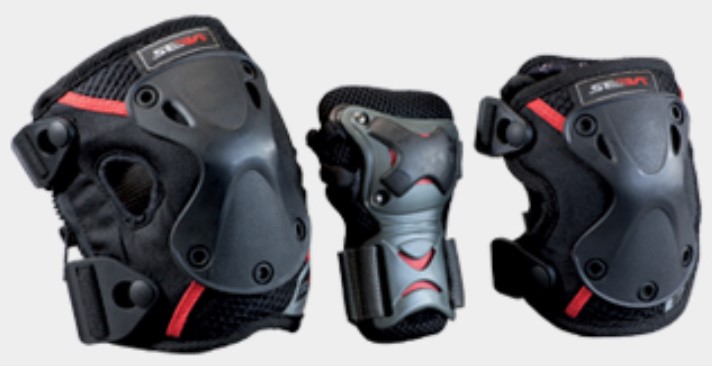 Seba protection 3 pack with a pair of wrist protection, a pair of elbow protection and a pair of knee pads with zip